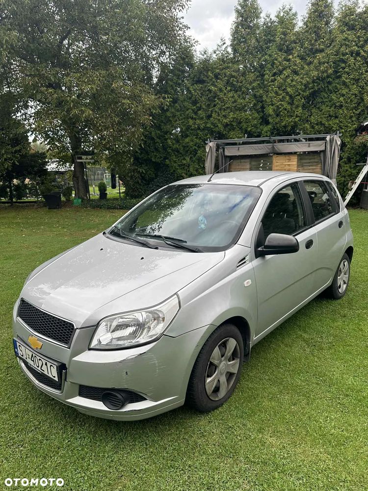 Chevrolet Aveo 1.2 16V Base / Classic - 3