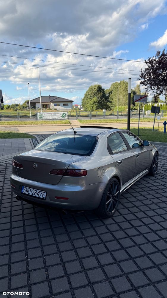 Alfa Romeo 159 2.4 JTDM 20V DPF Q-Tronic ti - 7