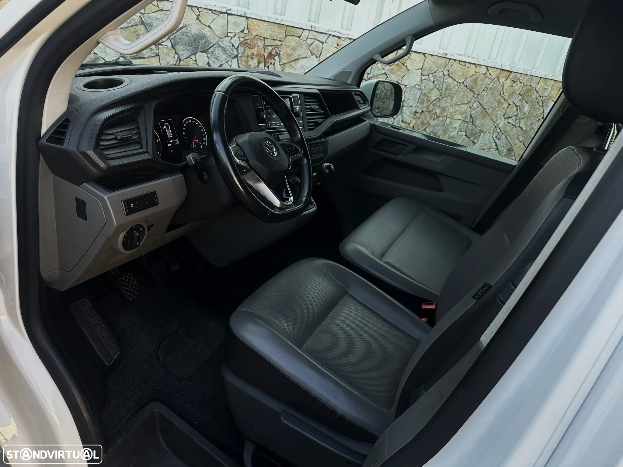 VW Caravelle 2.0 TDi BM Longa Comfortline - 6
