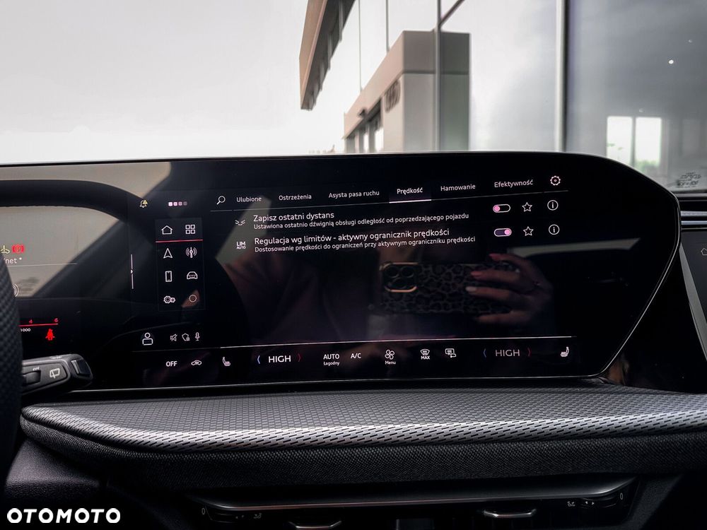 Audi Q5 Sportback - 29