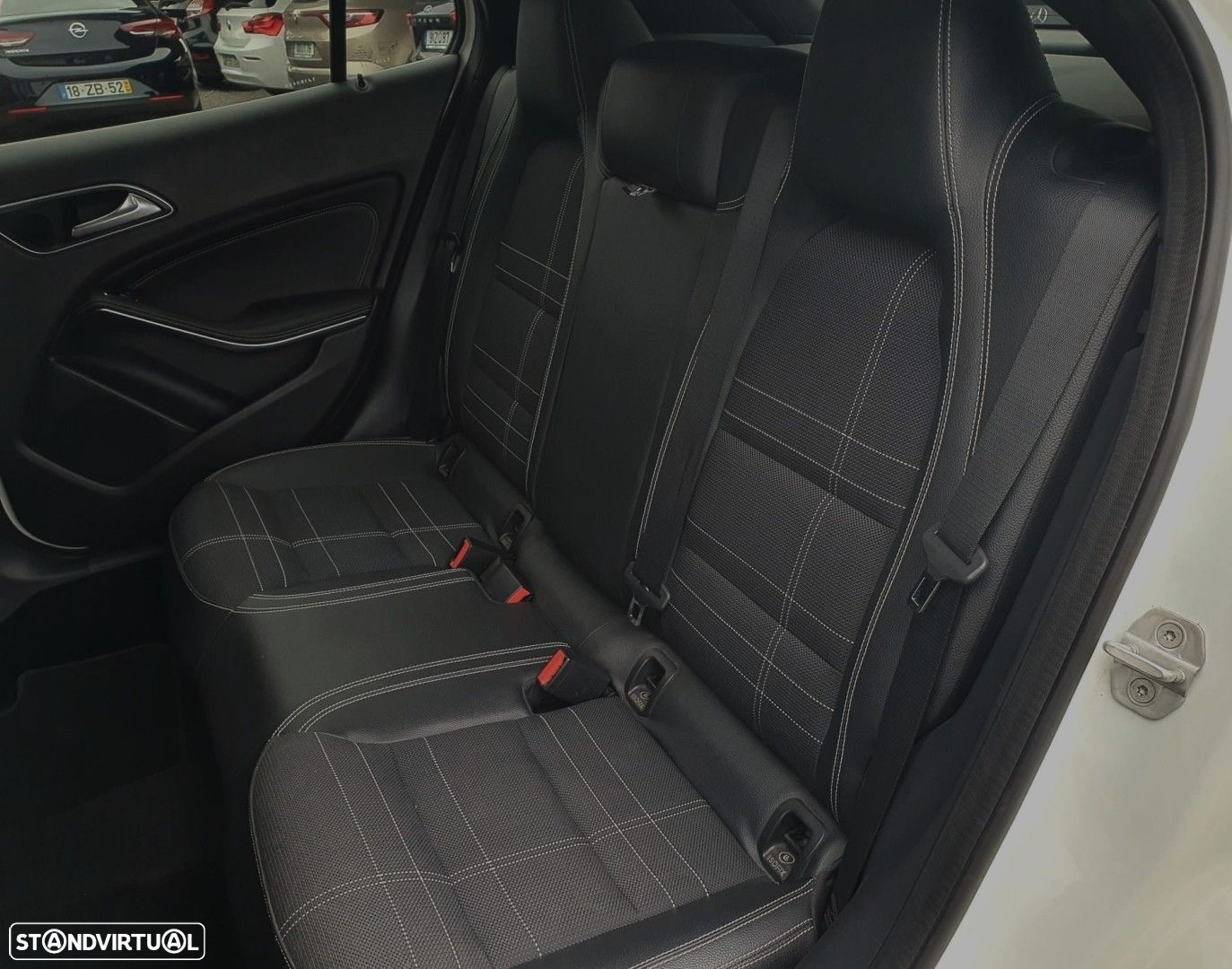 Mercedes-Benz GLA 220 CDI 4Matic 7G-DCT Urban - 5