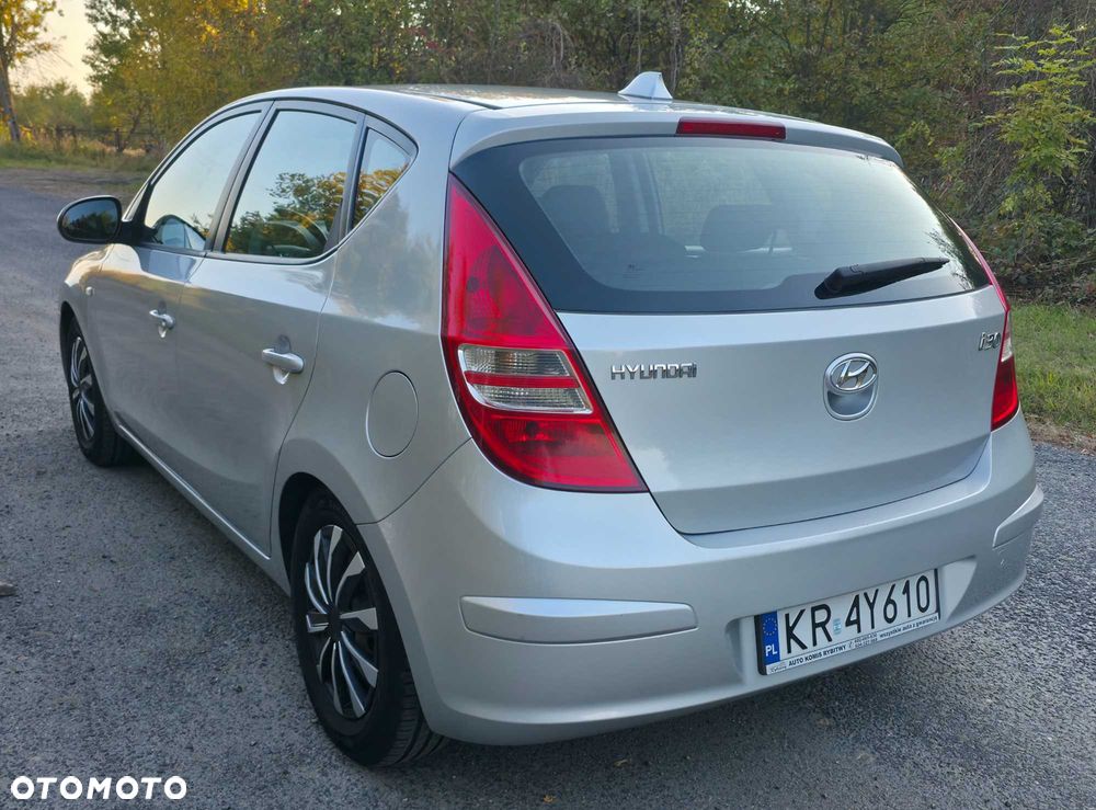 Hyundai I30 2009 photo 4