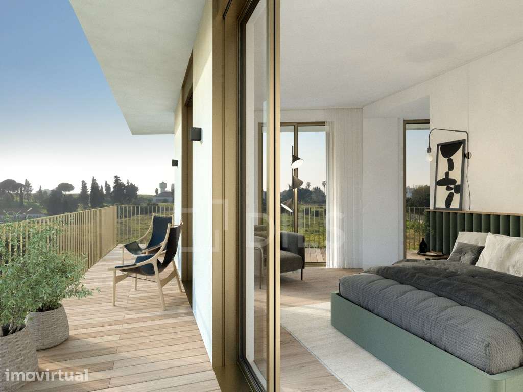 Penthouse T3 duplex com piscina privativa e terraço, em Miraflores - Grande imagem: 4/20