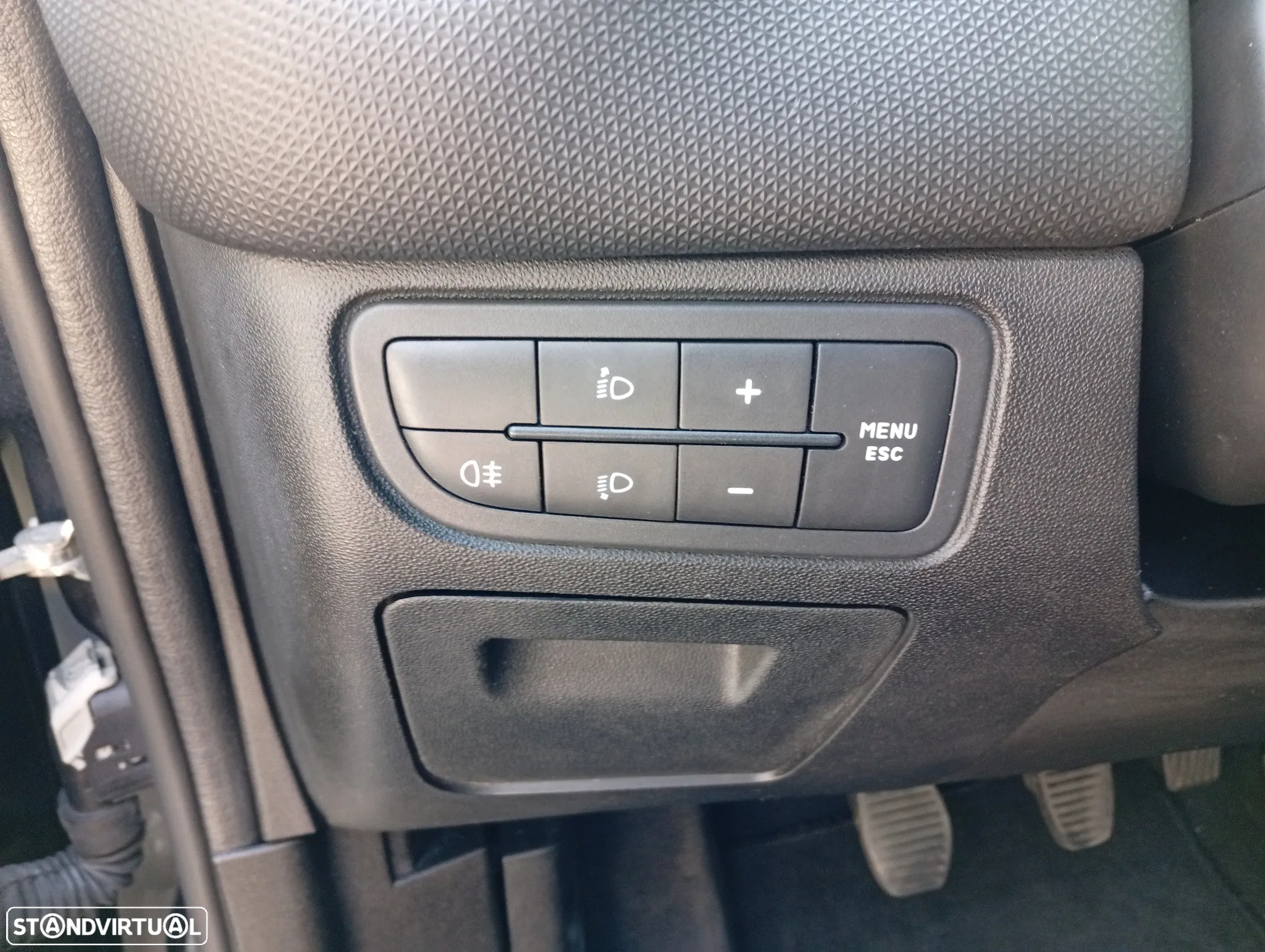 Fiat Grande Punto - 10