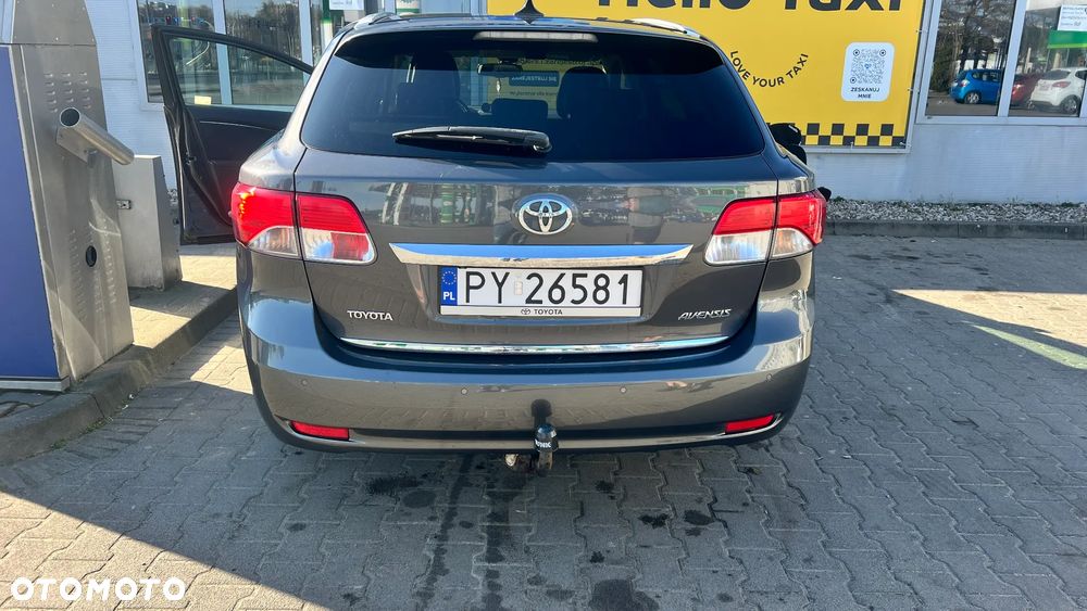 Toyota Avensis 1.8 Premium - 2
