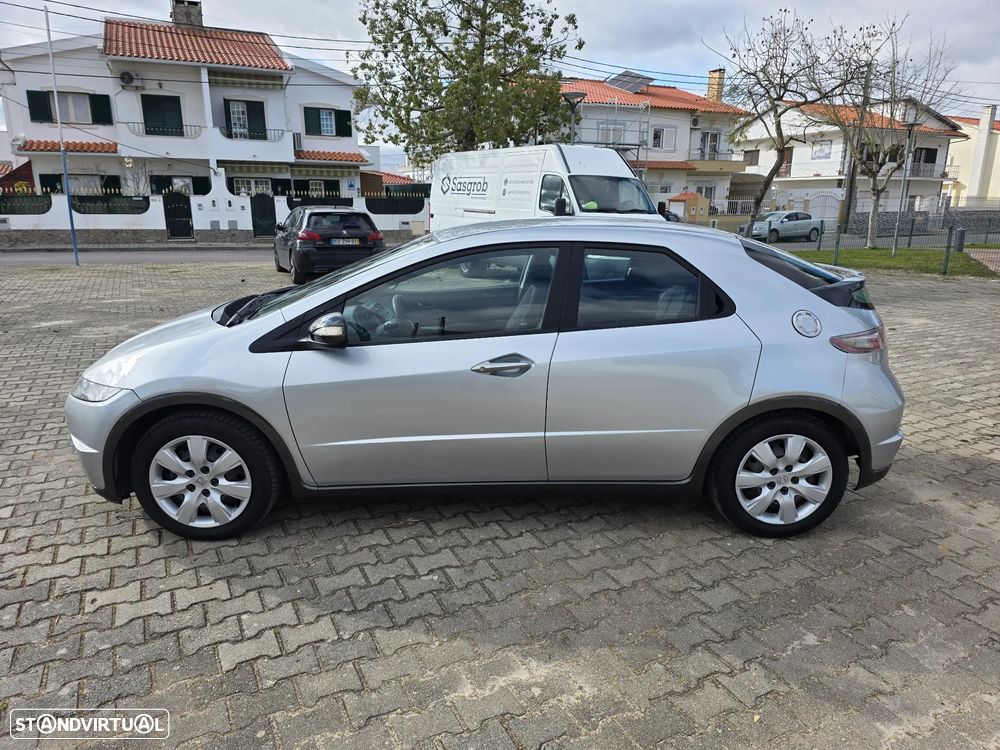 Honda Civic 1.4 i-VTEC Elegance - 31