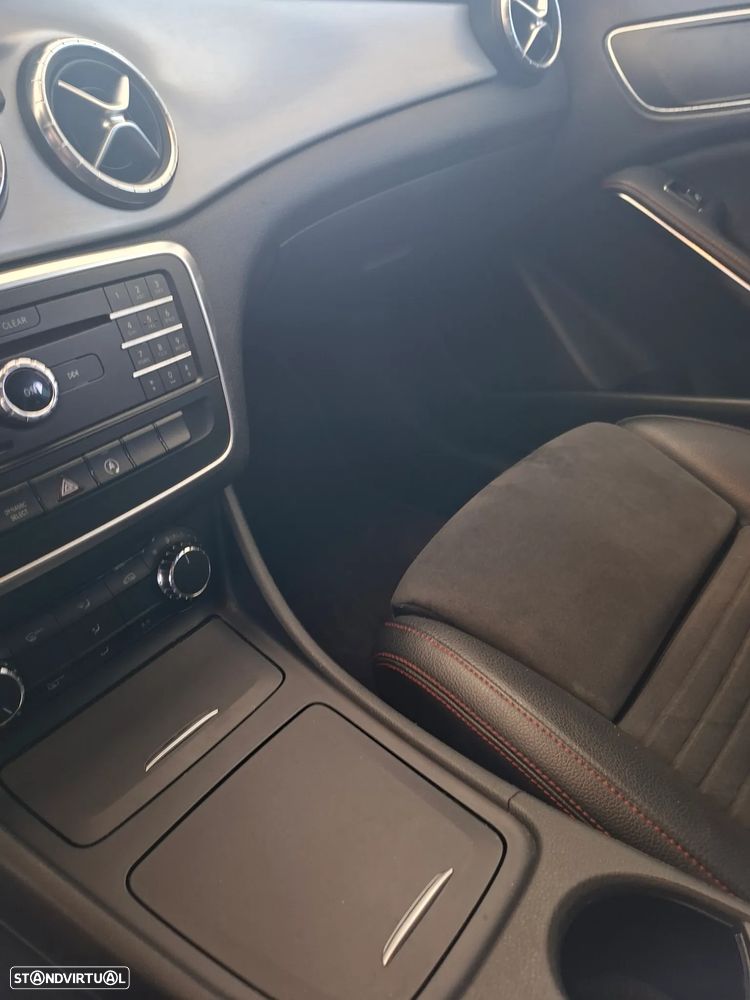 Mercedes-Benz CLA 200 d 7G-DCT AMG Line — fotografia 9