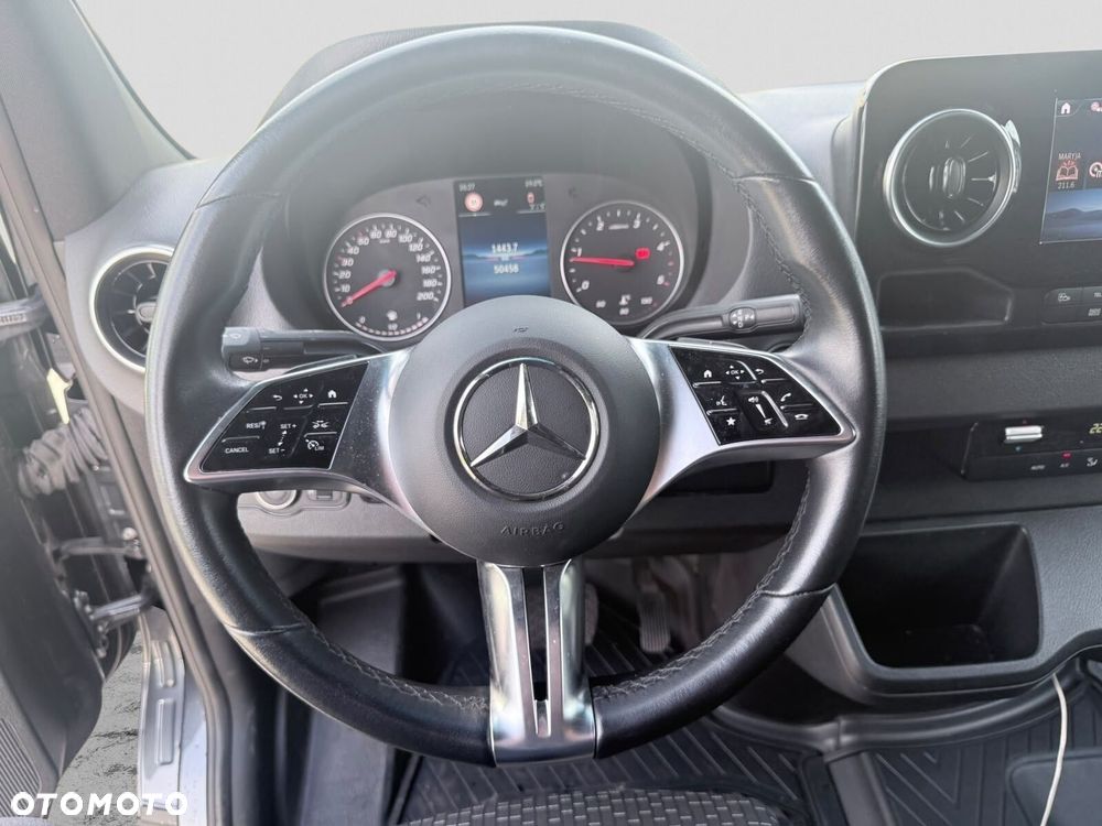 Mercedes-Benz Sprinter 319 CDI KA OM654 długi SELECT - 21