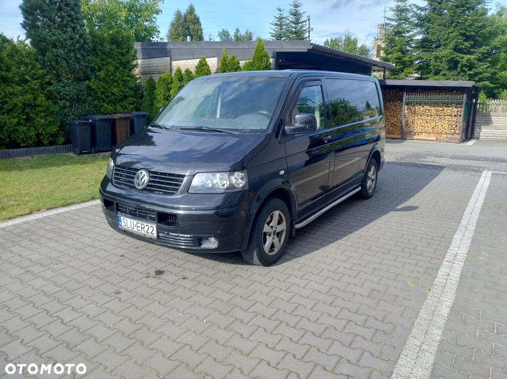 Volkswagen Transporter - 1