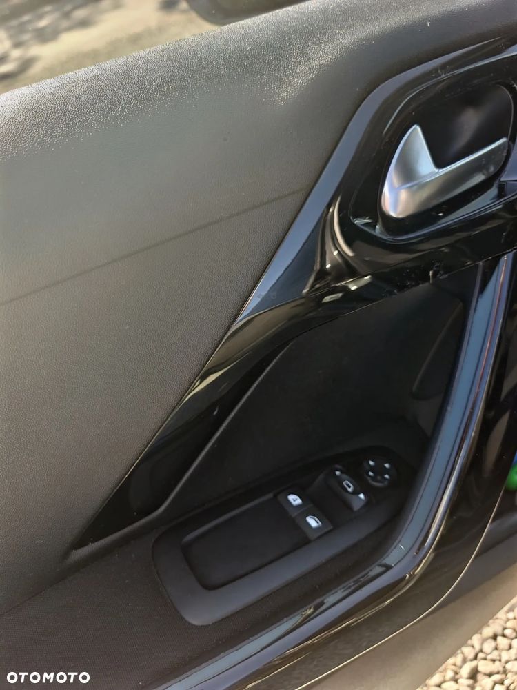 Peugeot 208 1.2 PureTech Active - 15
