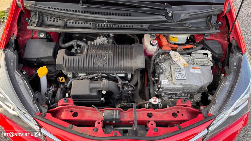 Toyota Yaris 1.5 HSD Comfort +P.Style+Navi - 18