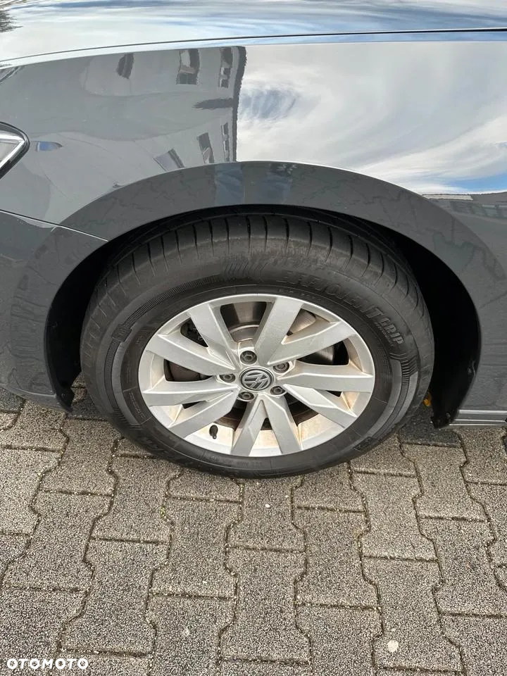 Volkswagen Passat 2.0 TDI BMT Comfortline - 8