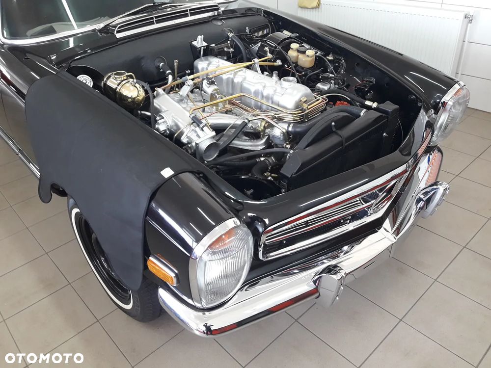 Mercedes-Benz SL - 11