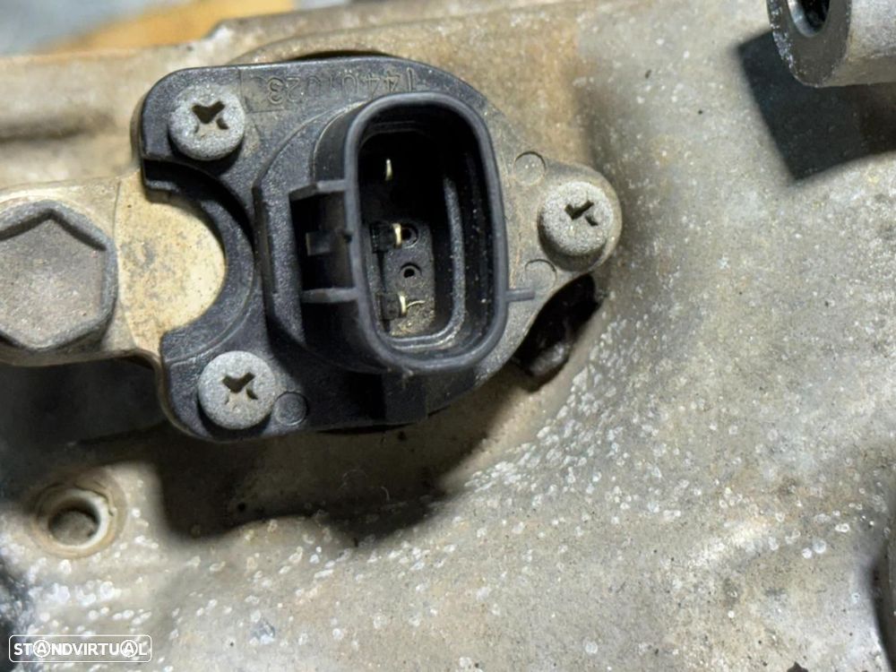 Caixa de velocidades manual TOYOTA COROLLA (_E11_) 1.3 303001A420 MOTOR 4E-FE - 5