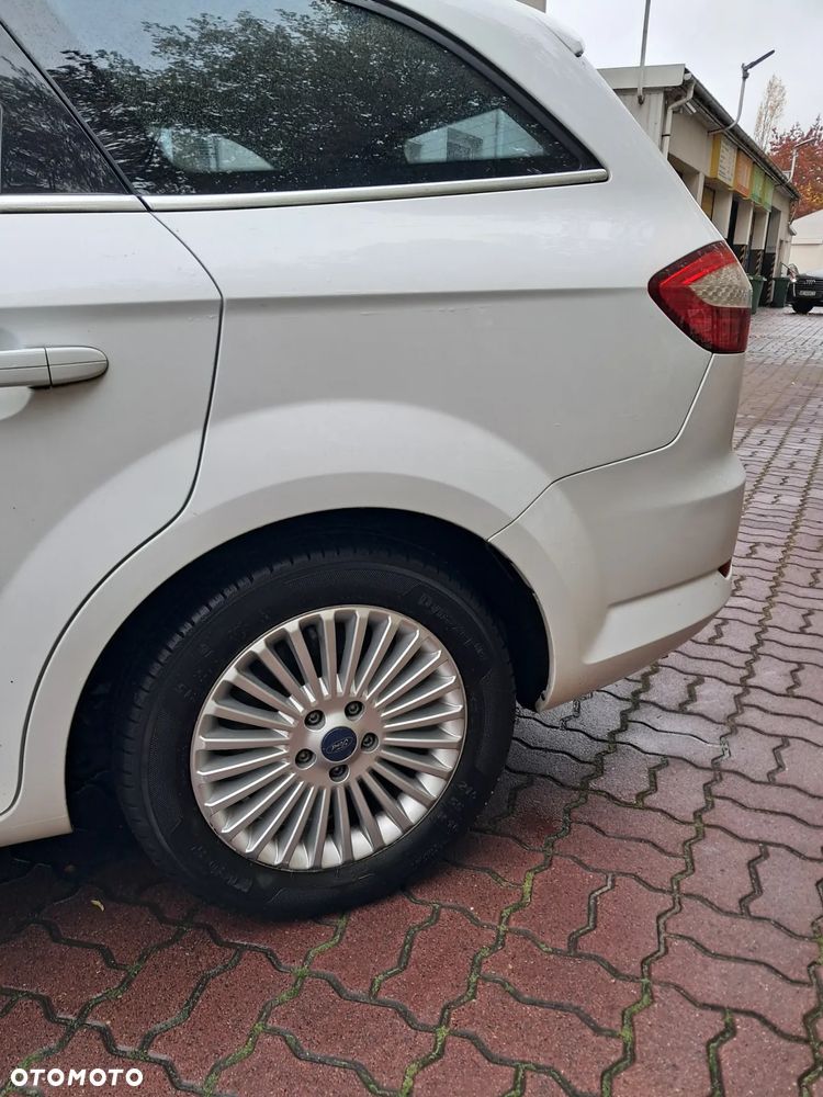 Ford Mondeo 2.0 Titanium - 4
