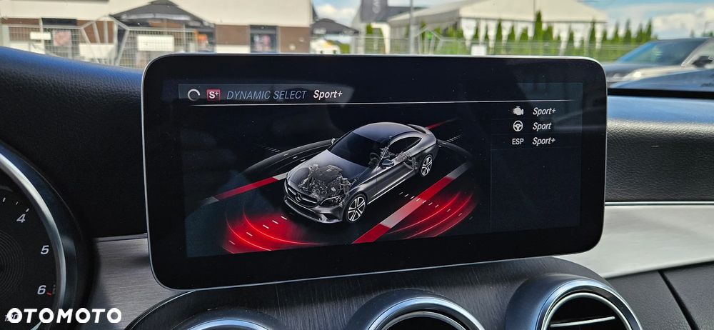 Mercedes-Benz Klasa C 220 d 9G-TRONIC - 32
