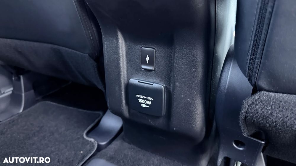 Mitsubishi Outlander PHEV 2.4 L 4X4 Intense - 22