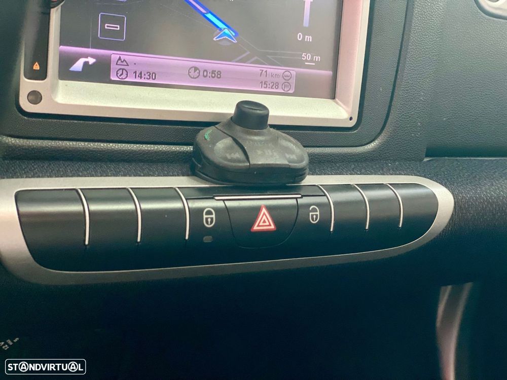Smart ForTwo Coupé cdi softouch black&white limited dpf - 24