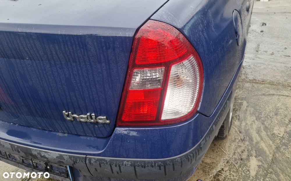 RENAULT THALIA LAMPA PRAWY TYŁ - 1