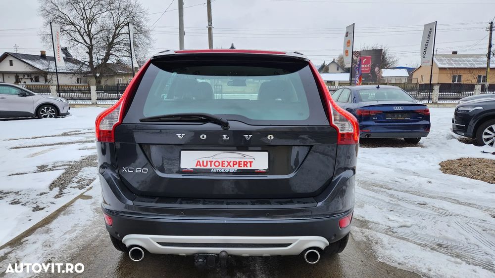 Volvo XC 60 D4 RDesign - 8