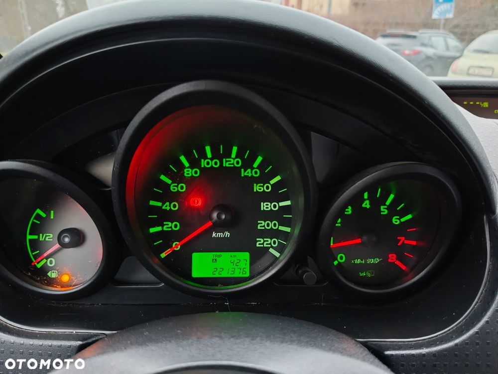 Mitsubishi Lancer 1.3 - 23