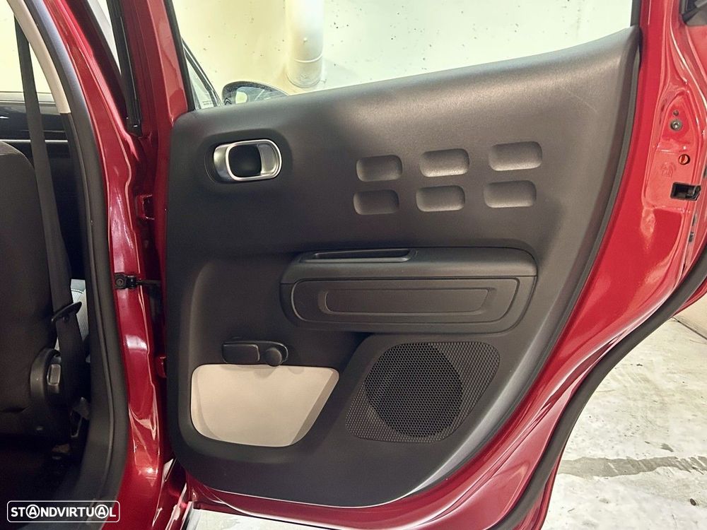 Citroën C3 1.2 PureTech Shine - 24