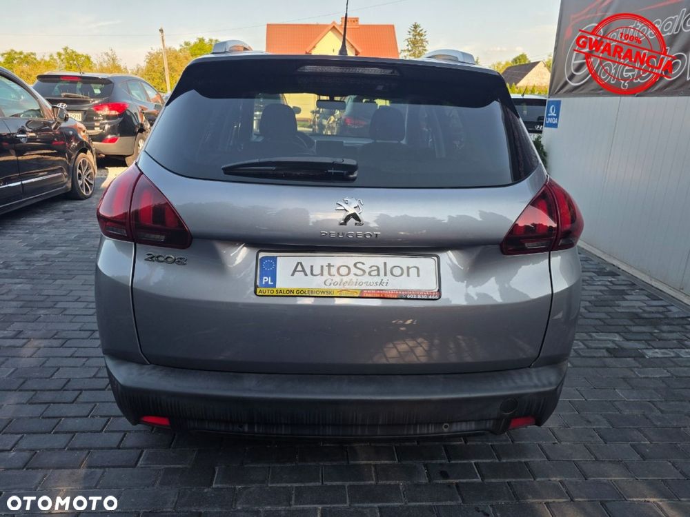 Peugeot 2008 - 8