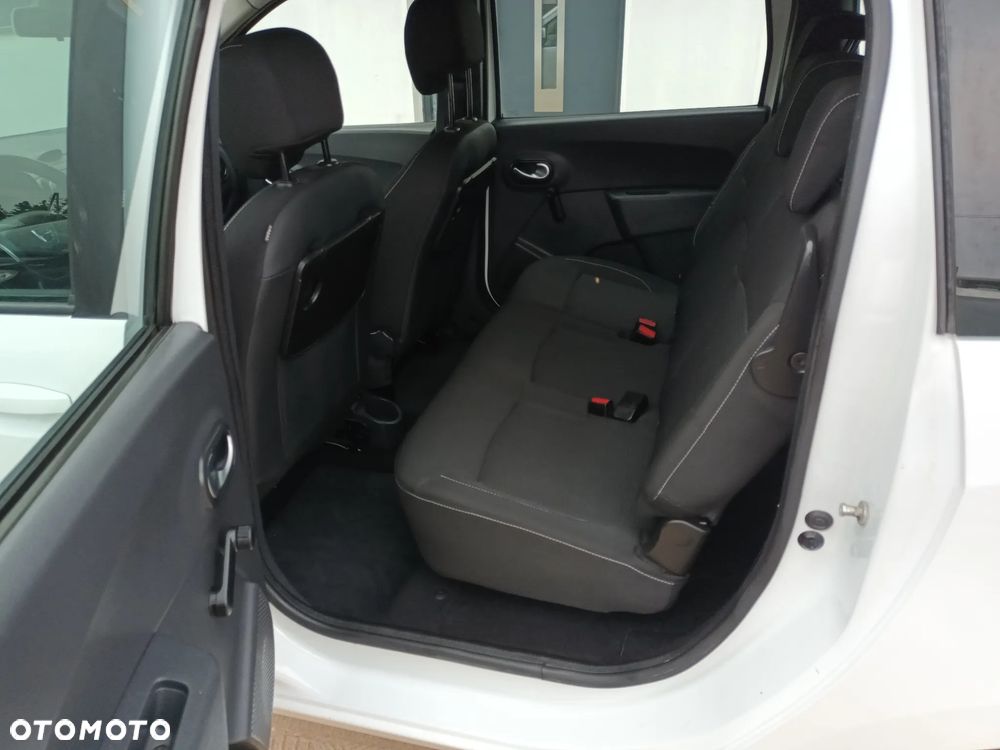 Dacia Lodgy 1.6 SCe Open S&S - 28