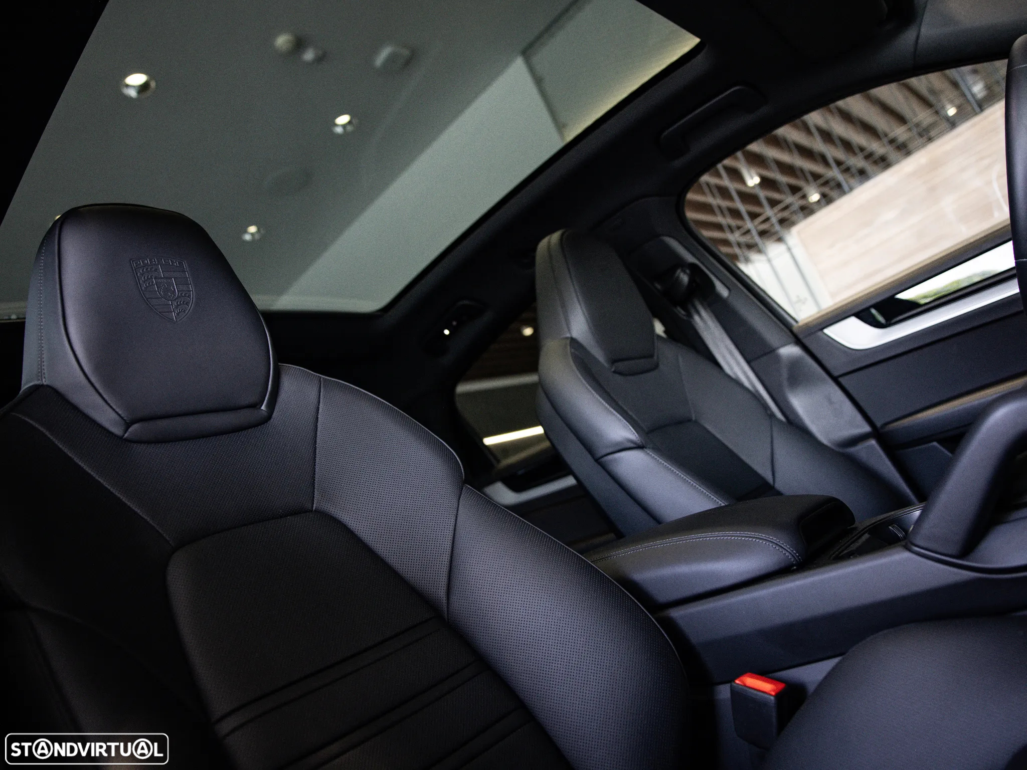 Porsche Cayenne Coupé E-Hybrid - 48