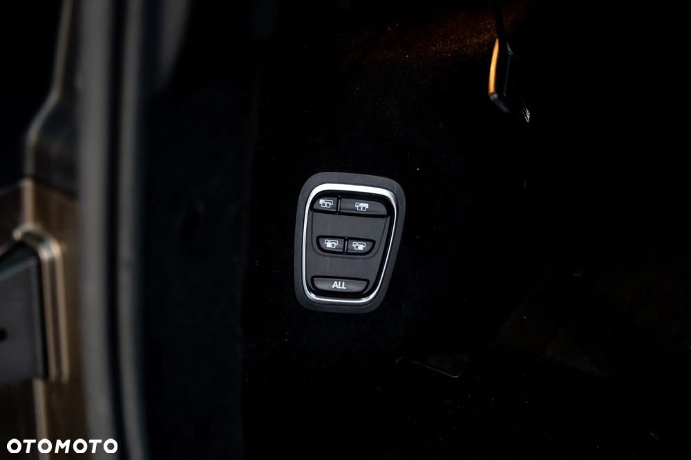 Renault Scenic 1.3 TCe Energy Intens EDC - 19