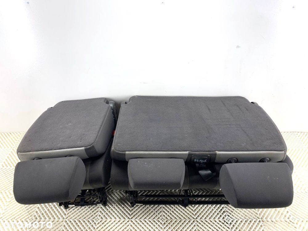 KANAPA DRUGI RZĄD  VW CADDY III Nadwozie pełne/minivan (2KA, 2KH, 2CA, 2CH) 2004 - 2015 1.6 TDI 75 - 4