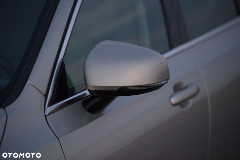 Volvo V90 D5 AWD Momentum - 22