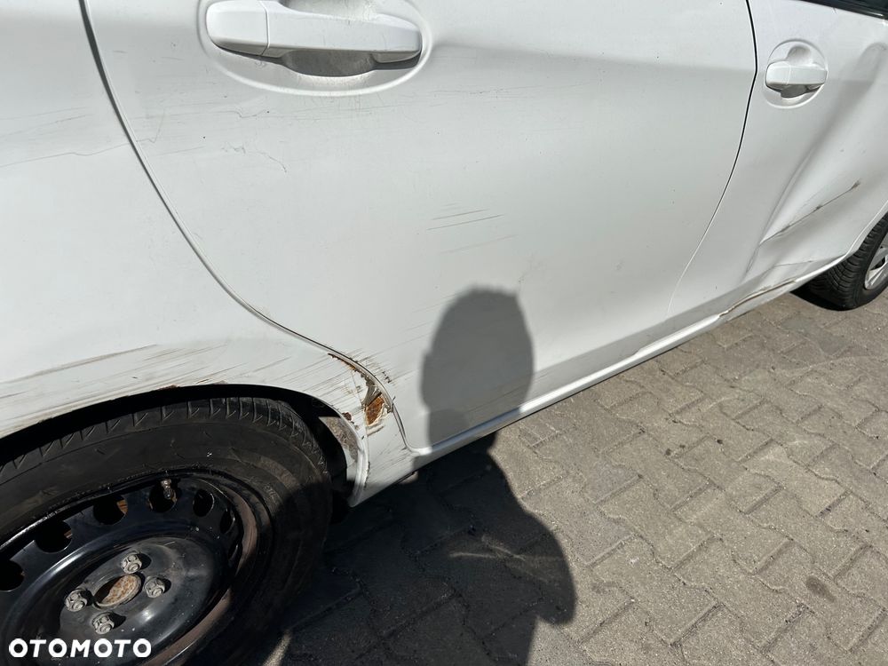 Toyota Yaris - 34