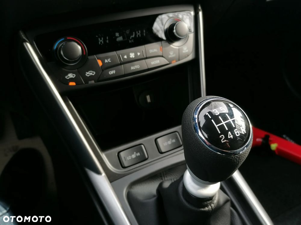 Suzuki S-Cross 1.4 BoosterJet mHEV Premium Plus SP - 16