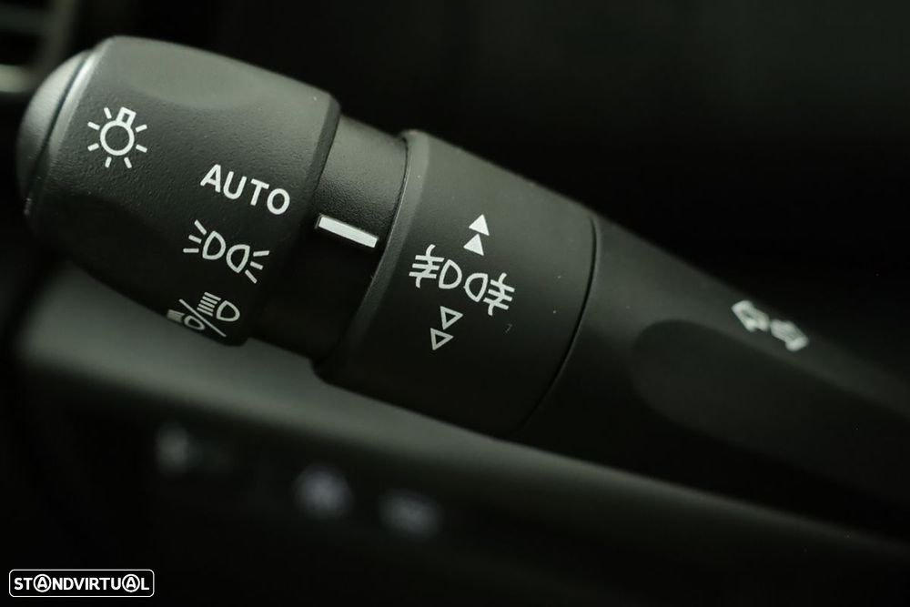 Citroën C4 1.2 PureTech Plus EAT8 - 17