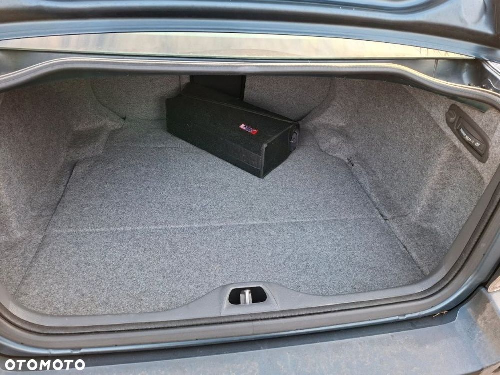 Volvo S60 2.4 Momentum - 17