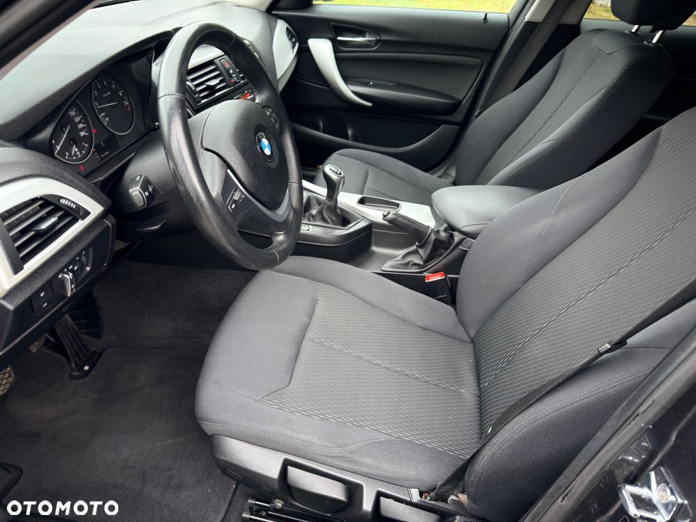 BMW Seria 1 118i Sport Line - 19