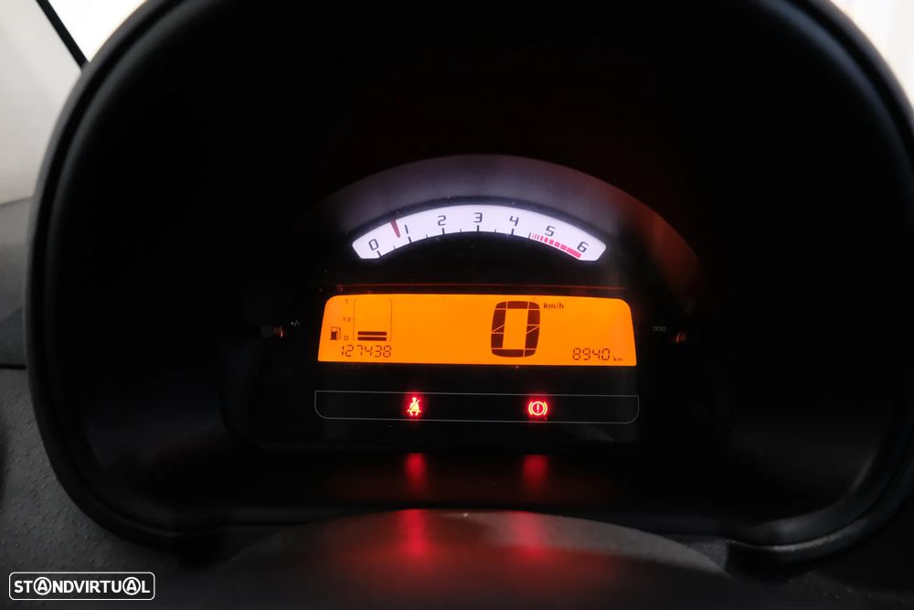 Citroën C2 1.4 HDi VTR - 11