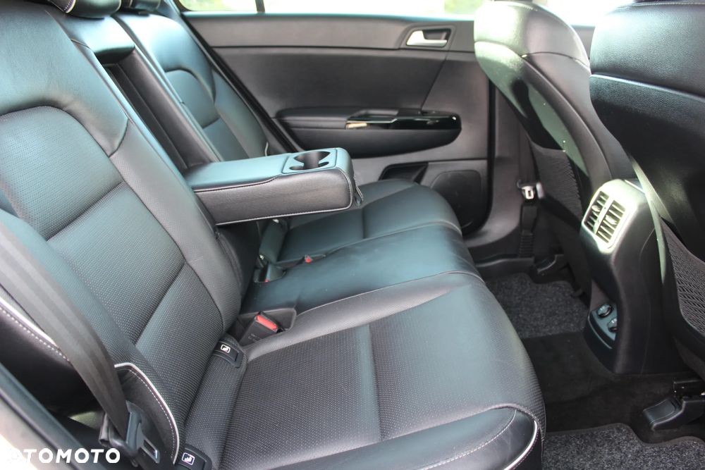 Kia Sportage 1.7 CRDI XL 2WD - 10