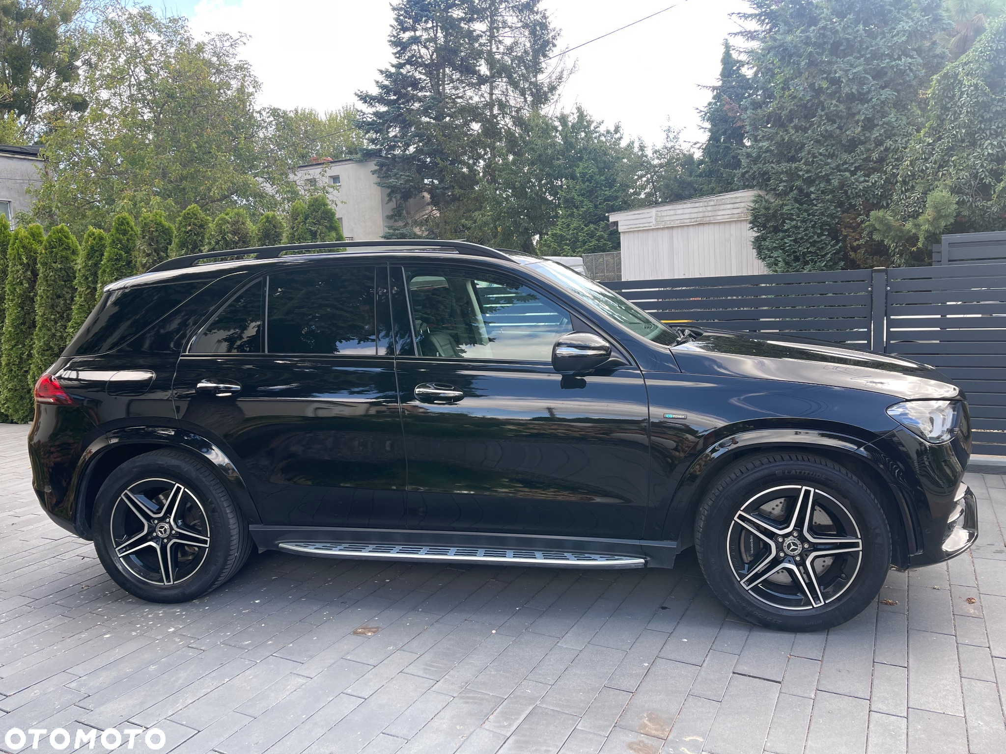 Mercedes-Benz GLE 350 e 4-Matic - 4