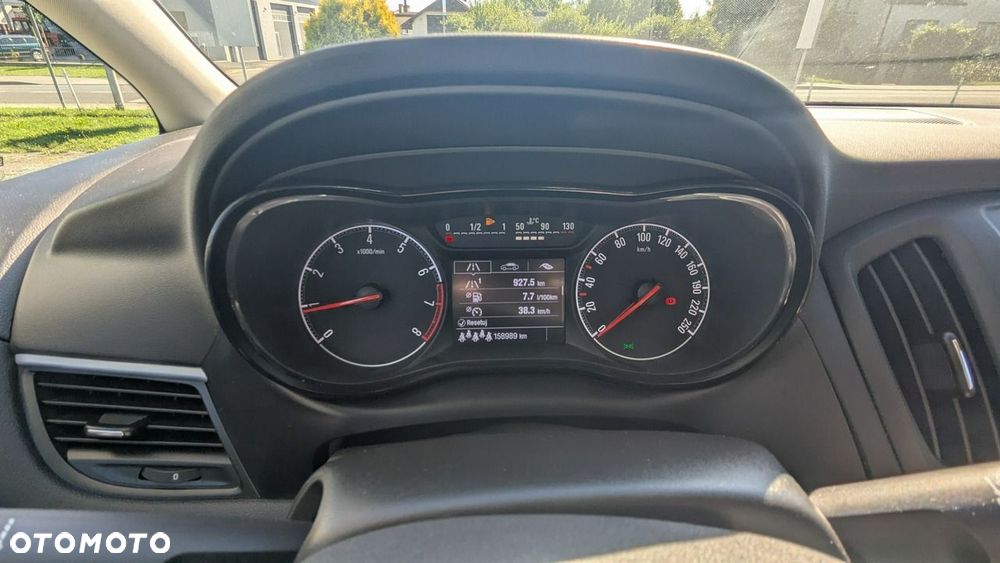 Opel Zafira - 11