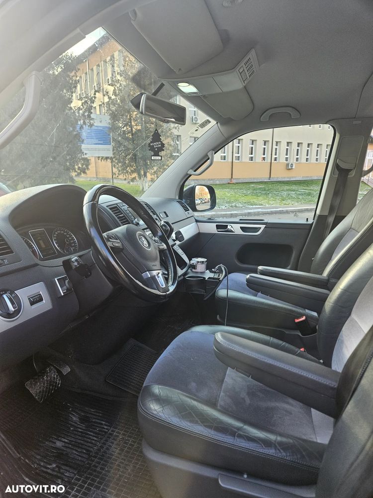 Volkswagen Multivan - 15