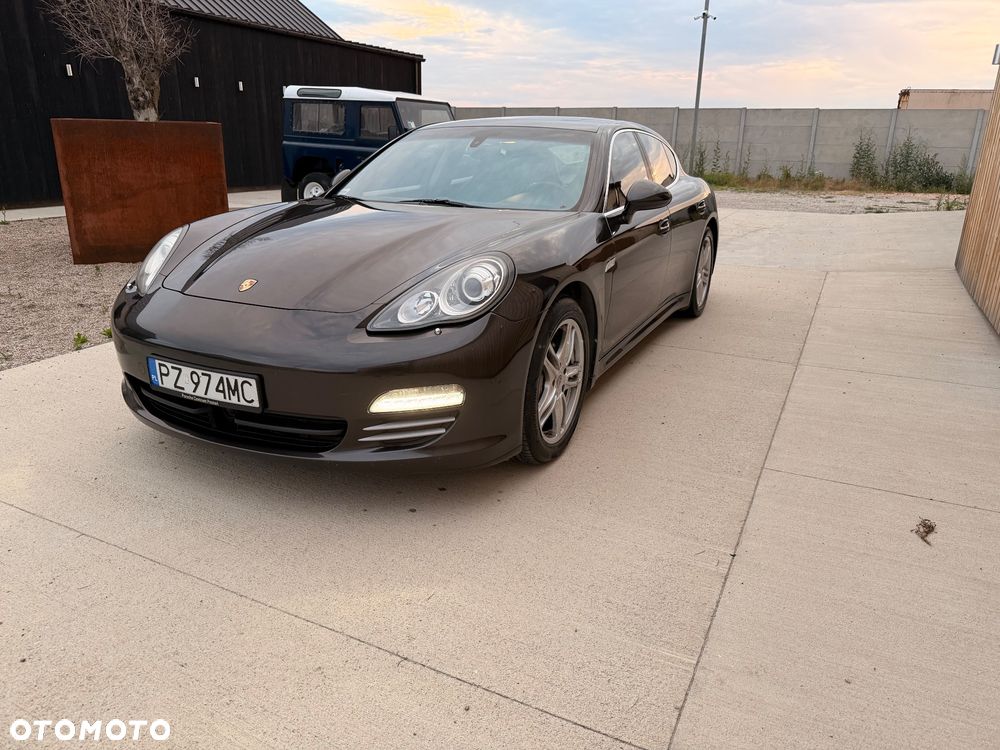 Porsche Panamera 4S - 5
