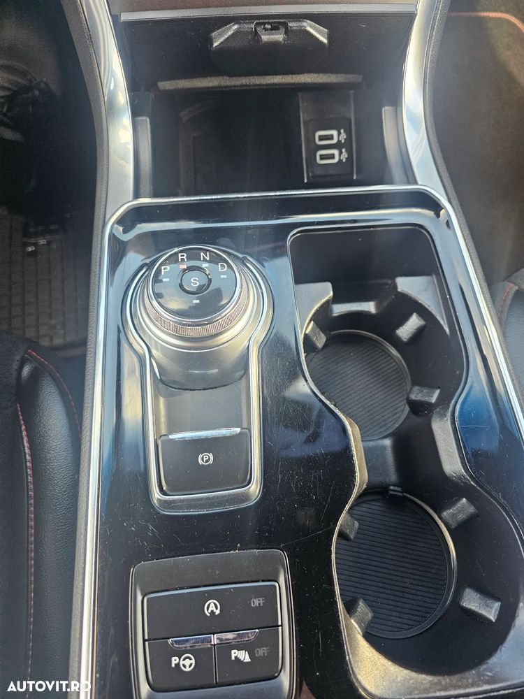 Ford Edge 2.0 Panther A8 AWD ST Line - 16