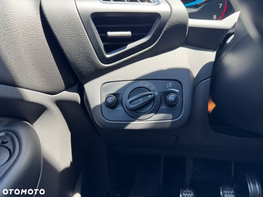 Ford Kuga 1.5 EcoBoost 2x4 ST-Line - 21