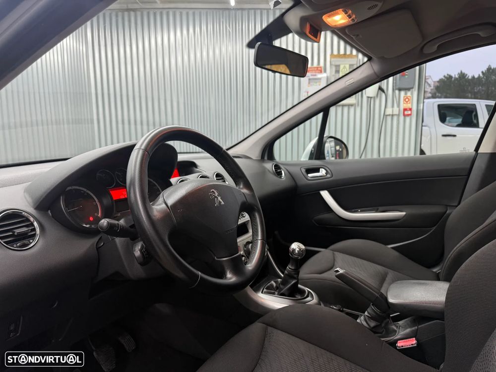 Peugeot 308 1.6 HDi Active J17 - 11