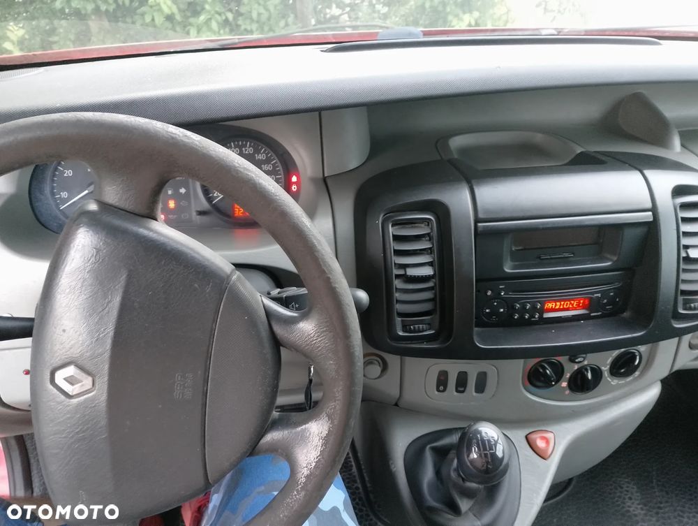 Renault Trafic - 6