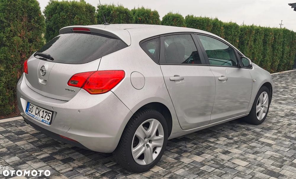 Opel Astra 1.4 Turbo Design Edition - 23