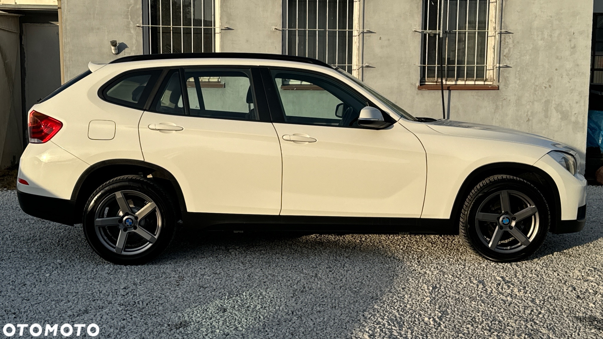 BMW X1 xDrive18d - 9