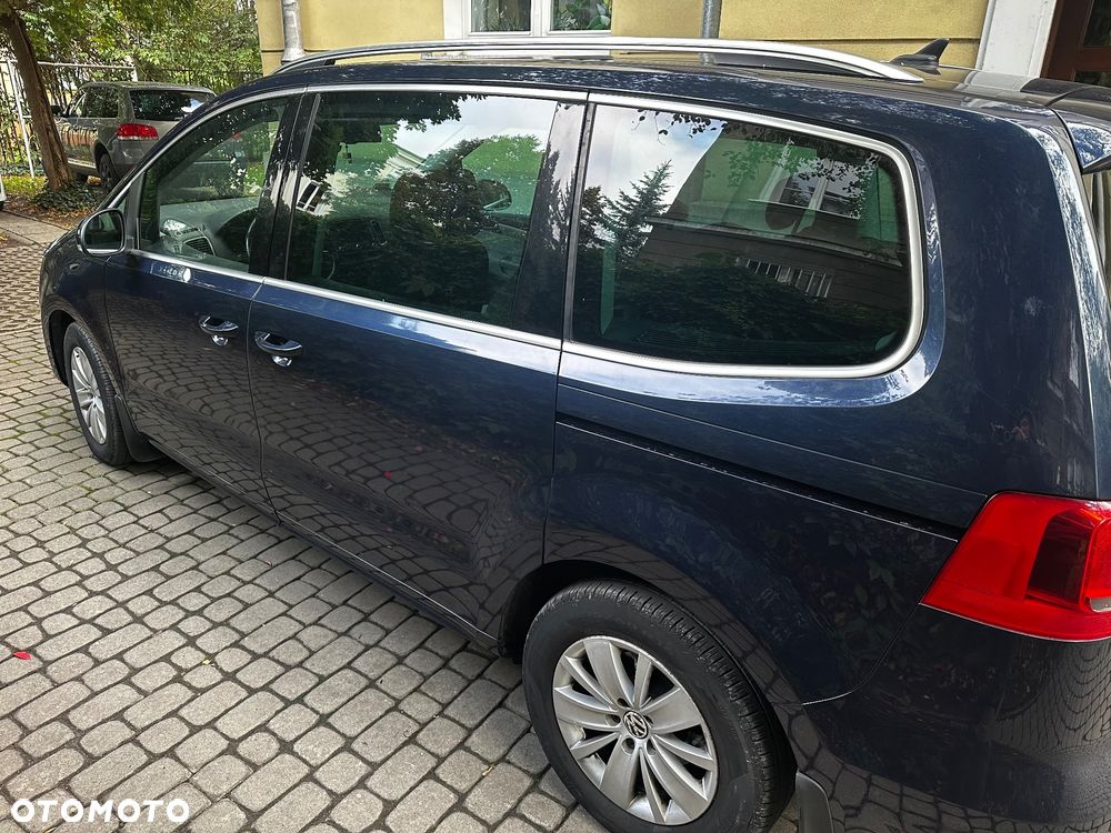 Volkswagen Sharan 2.0 TDI Comfortline DSG - 12